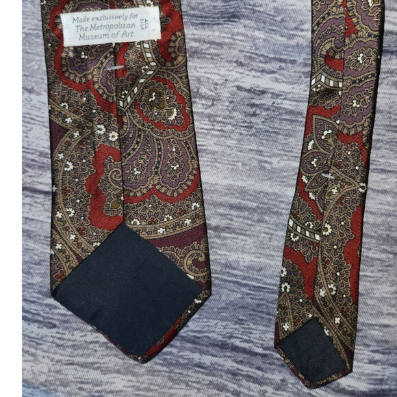 Metropolitan Museum of Art Mens Brown Paisley All Silk Neck Tie - Picture 4 of 8